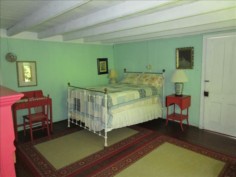 Altamont Bedroom 4.1